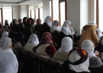 Saltan’ın taziyesine kitlesel ziyaret