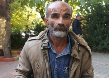 Görme engelliye dava: Örgütün kitaplarını okuyor