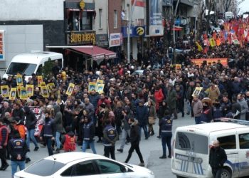 Binler Gazi Katliamı’nı protesto etti