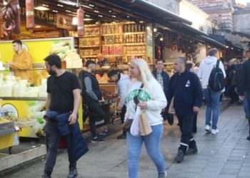 İstanbullular Ramazan’dan sonra 14 Mayıs’ı bekliyor