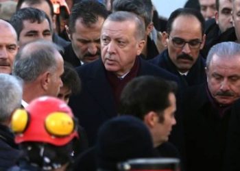 Erdoğan ve bakanlar hakkındaki suç duyurusuna takipsizlik