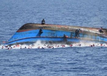 Tunus’ta mülteci teknesi battı: 34 kişi kayıp