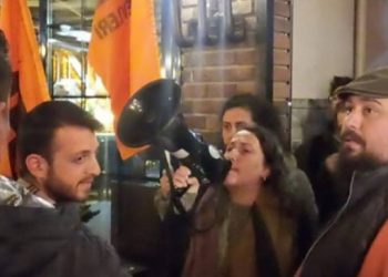 Dayanışma çadırının kaldırılmasına tepki gösteren Halkevleri üyelerine gözaltı