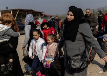 İnsan Hakları İzleme Örgütü: “Türkiye’de Depremzede Mültecilere Uygulanan Süre Sınırlaması Kaldırılsın”