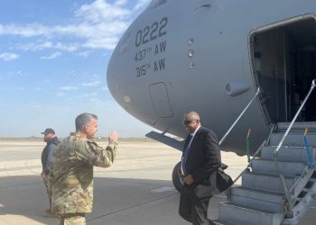 ABD Savunma Bakanı'ndan Irak'a sürpriz ziyaret