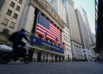 ABD ekonomisi son çeyrekte yüzde 2,6 büyüdü