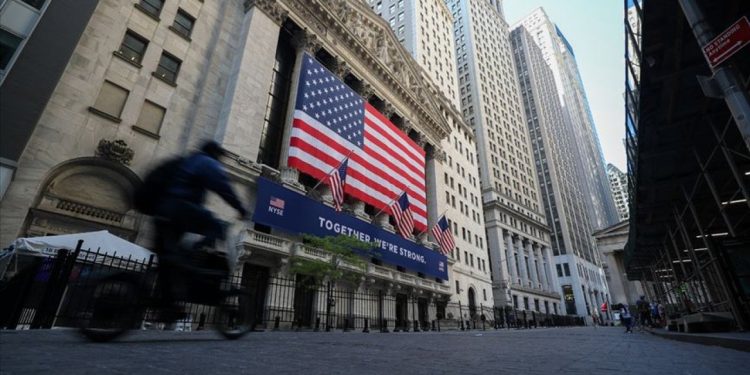 ABD ekonomisi son çeyrekte yüzde 2,6 büyüdü