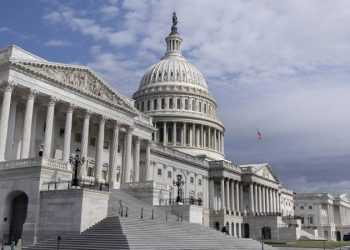 ABD kongre üyeleri, yabancı ülkelere silah satışına 'insan hakları ve demokrasi' şartı getiren tasarıyı sundu