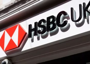 İngiltere Merkez Bankası (BoE), ABD'de iflas eden Silikon Vadisi Bankası'nın (SVB) İngiltere'deki iştirakinin HSBC tarafından 1 Sterlin'e satın alınması konusunda tarafların anlaşmaya vardığını duyurdu.