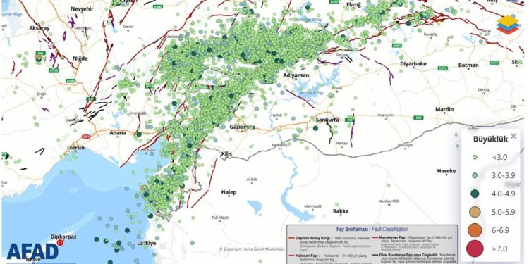 AFAD: 17 bine yakın artçı deprem meydana geldi