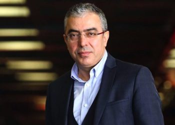 AKP, Anayasa’yı hatırladı: ‘İmamoğlu ve Yavaş cumhurbaşkanı yardımcısı olamaz’