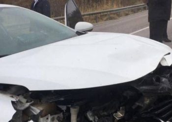 AKP'li Cahit Özkan’ın ekibinin olduğu otomobil kaza yaptı