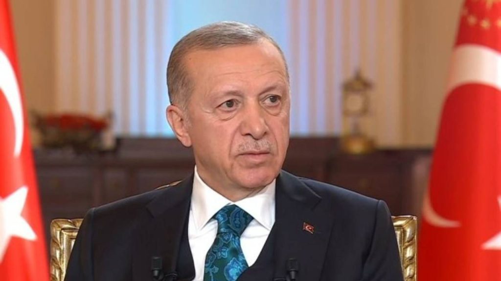 AKP'li eski vekilin jandarmaya terörist demesinin ardından Erdoğan'dan 'askerimize hakarette bulunanlar vatan hainidir' çıkışı