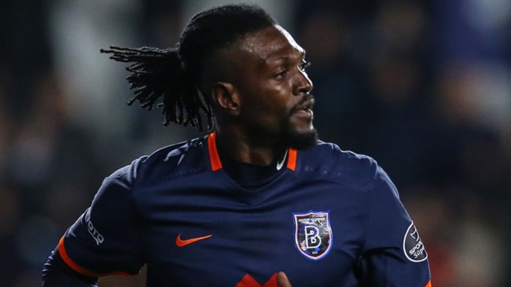 Adebayor, futbol kariyerini noktaladı