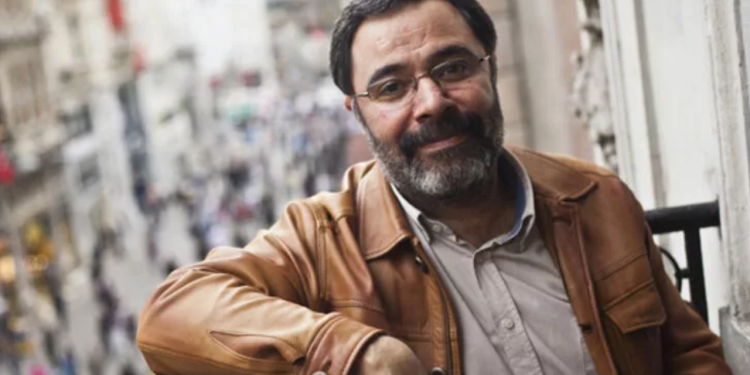 Ahmet Ümit’in kitabına sansür: Zarf veya poşette satılacak