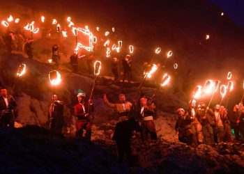 Akre'de 'Newroz Ateşi' yakıldı