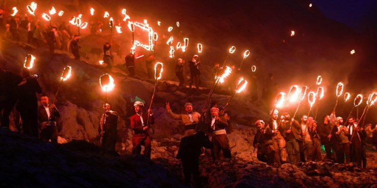 Akre'de 'Newroz Ateşi' yakıldı