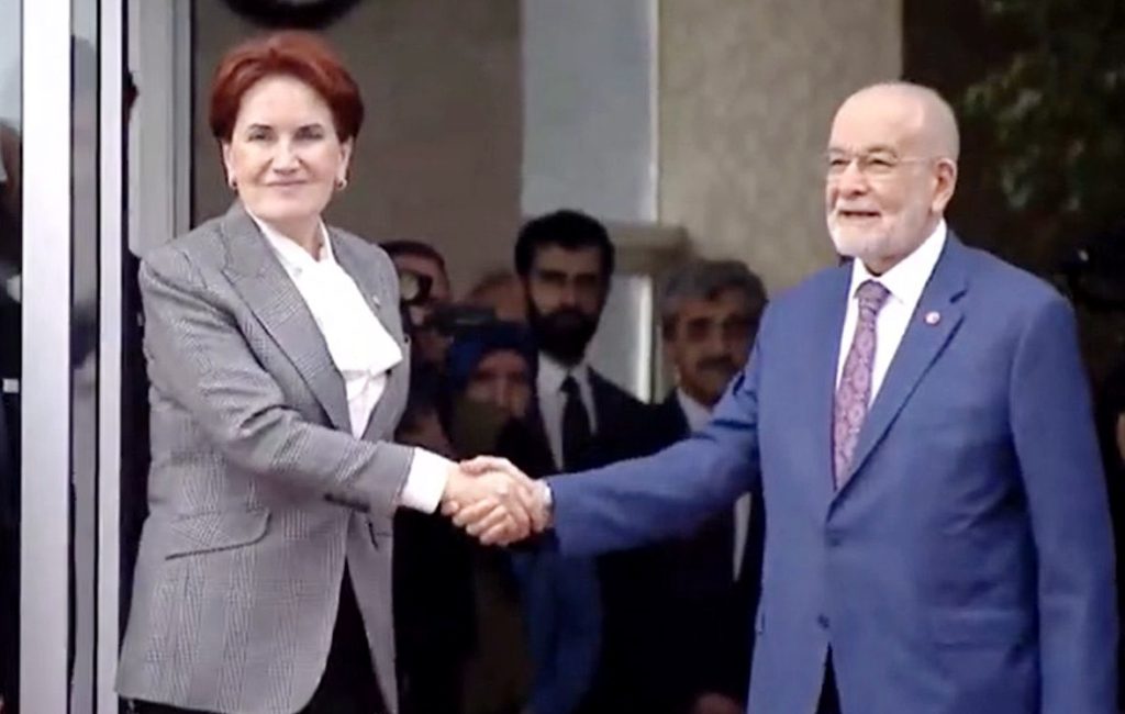 Akşener, ‘Altılı Masa’ toplantısına katılmak için Saadet Partisi genel merkezine geldi