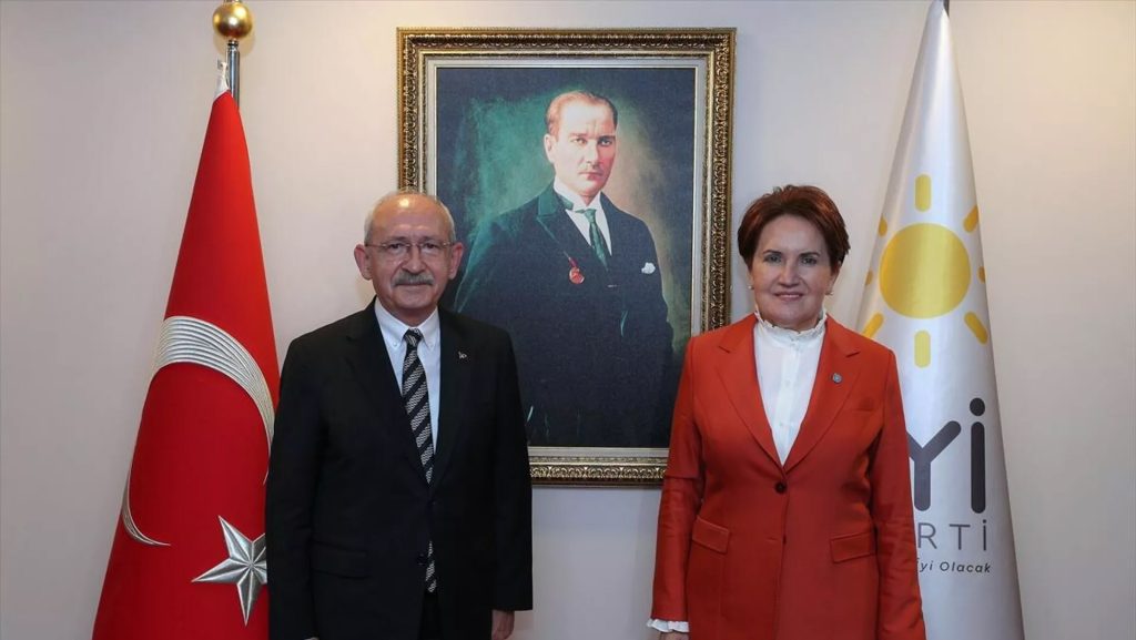 Akşener: ‘Kamuoyu araştırmasına göre hareket edelim’ dedim, Kılıçdaroğlu hiddetlenip ayağa kalktı