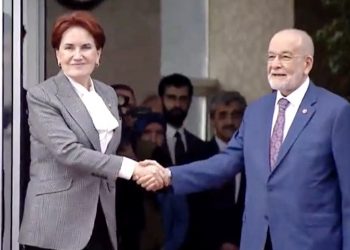 Akşener, ‘Altılı Masa’ toplantısına katılmak için Saadet Partisi genel merkezine geldi