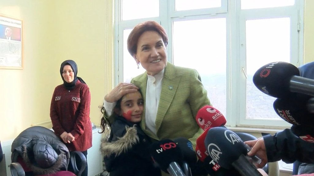 Akşener'den depremzede çocuklara 'doğum günü partisi' sözü