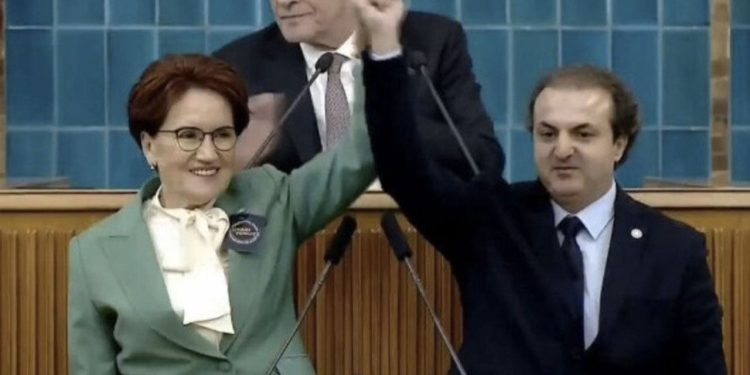 Akşener'in danışmanı Miroğlu: Krizler aşılmak için vardır, masa fabrika ayarlarına geri dönmeli