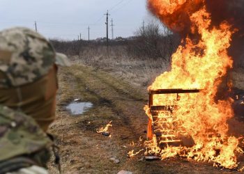 Alman İstihbaratı: 61 kişi Ukrayna Savaşı’na gitti