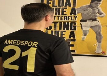 Alman bakan Cem Özdemir'den Amedspor'a destek:  Irkçı saldırı asla kabul edilmemeli