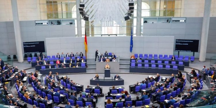 Alman parlamenterden Putin benzetmesi: Erdoğan Uluslararası Ceza Mahkemesi'nde yargılanabilir