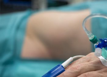 Almanya'da hastaneler hizmetlerini kısıtlama tehdidiyle karşı karşıya