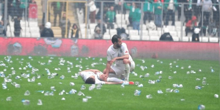 Amedspor'a saldırmışlardı: TFF Tahkim Kurulu, Bursaspor'un seyircisiz oynama cezasını 7 maça indirdi