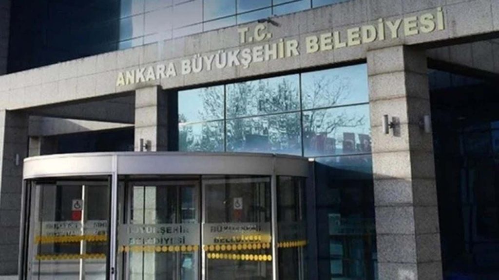 Ankara Büyükşehir'de İYİ Parti'ye geçen CHP'liler istifa ediyor