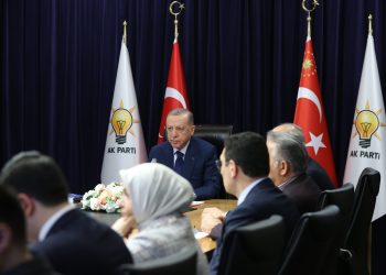 Anket sonuçları Erdoğan’ı korkuttu: Bu seçimde daha çok çalışacağız