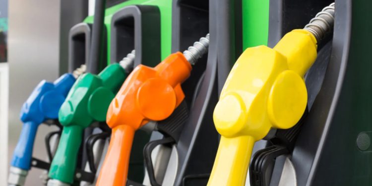 Araç sahipleri dikkat: Motorine zam geldi