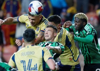 Araştırma: Futbolda kafaya çıkmak demans riskini yüzde 50 artırıyor