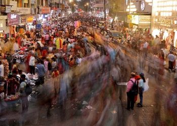 Araştırma: Küresel eşitsizlikler giderilirse dünya nüfusu 6 milyara inebilir