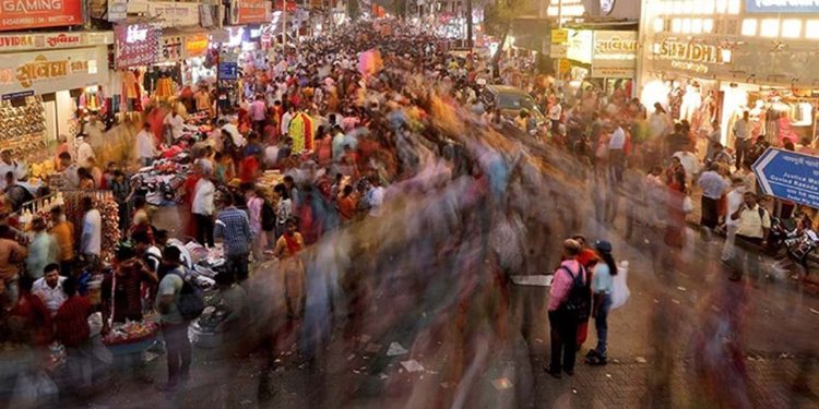 Araştırma: Küresel eşitsizlikler giderilirse dünya nüfusu 6 milyara inebilir