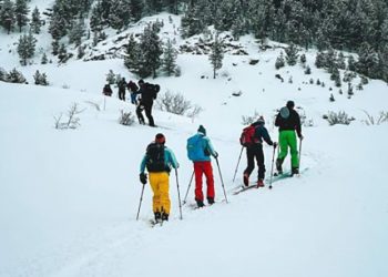 Artvin’de çığ: 2 dağcı öldü, 7 yaralı