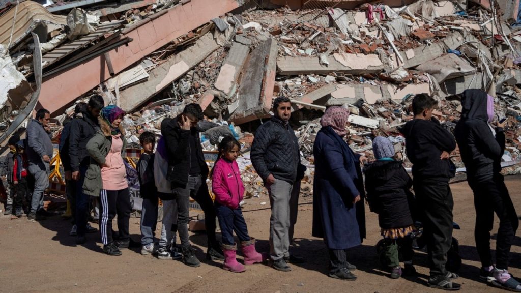 Avrupa İmar ve Kalkınma Bankası'ndan deprem bölgesine 1,5 milyar dolar yardım