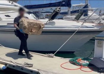 Avustralya polisi uyuşturucu kaçakçılarını kandırdı: 2,4 ton kokaini ele geçirdi