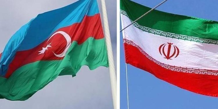 Azerbaycan, sınırda uçuş gerçekleştiren savaş uçağı nedeniyle İran'a nota verdi