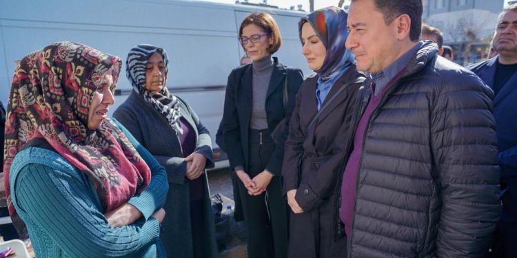 Babacan, deprem bölgesinde: Barınma ve ısınma sorunu hâlâ çözülmedi