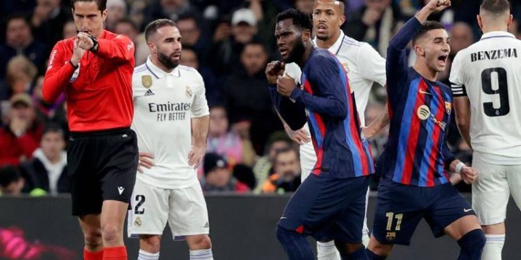 Barcelona deplasmanda güldü, Real Madrid isabetli şut atamadan maçı bitirdi