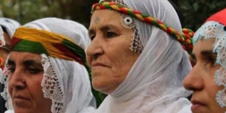 Barış Annesi Bulut'un infazı yakıldı