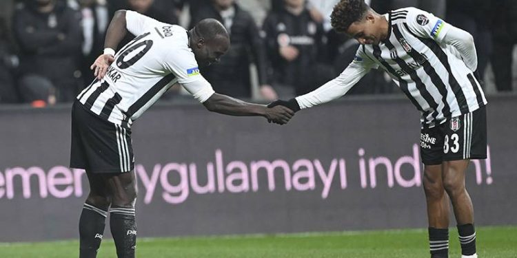 Beşiktaş milli araya moralli girdi