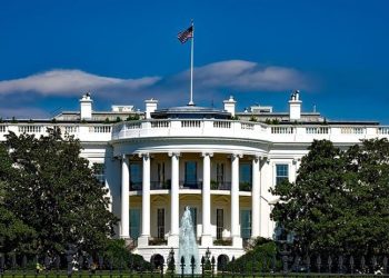 Beyaz Saray: Saldırılara rağmen ABD askerleri Suriye'de kalacak