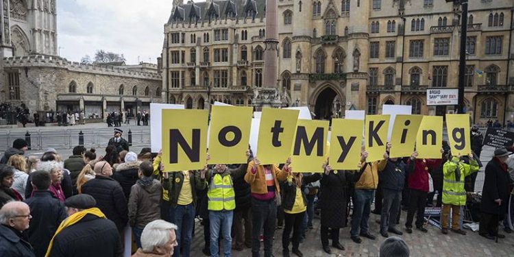 "Bir Kral'a sahip olmak artık çok eski moda"