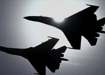 Birleşik Krallık ve Alman uçaklarından Estonya hava sahasına yaklaşan 2 Rus uçağına engelleme