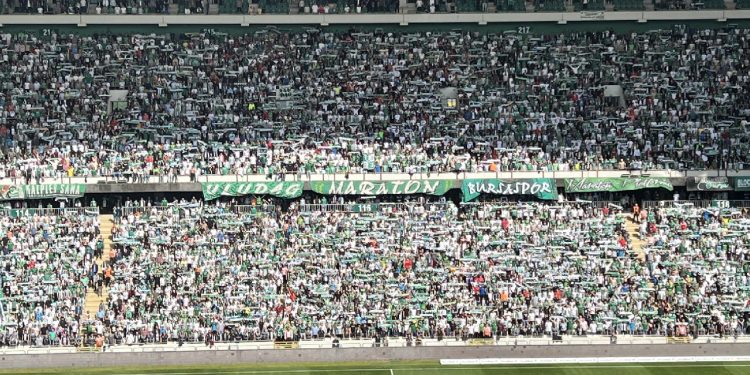 Bursaspor-Amed Sportif maçında seyirci rekoru kırılması bekleniyor!