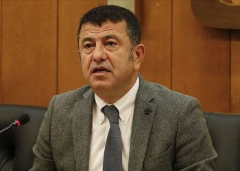 CHP'den asgari ücret oranı hatırlatması: En düşük emekli aylığı 11 bin 880 lira olacaktı